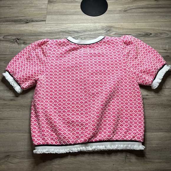 Pink and White Patterned Top with Puff Sleeves - Picture 4 of 5